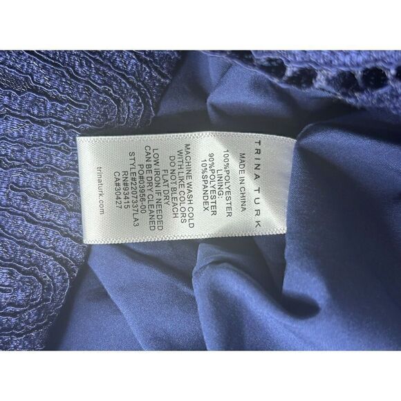 Trina Turk Lace Overlay Navy Blue Mini Dress Bell 3/4 Sleeve Sz 4 Holidays - Picture 9 of 9